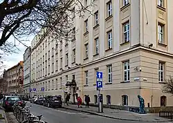 10-12 Jabłonowskich Street (2 Czapskich Street) Academic House "Bratniak"