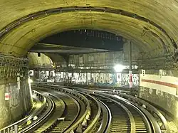 Connecting track between lines 4 and 10