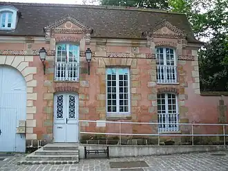 The town hall of Angervilliers