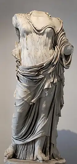 Aphrodite (type "Hera Borghese")