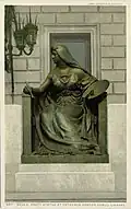 Art_Bela_L_Pratt_Statue_at_Entrance_Boston_Public_Library_(NBY_21244)