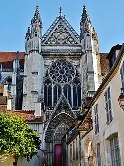 The flamboyant south transept