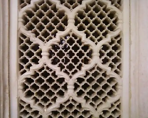 Jali at Bibi Ka Maqbara in Aurangabad, with typical Indian motifs