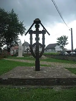 Wayside cross