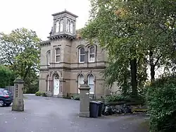 Bremen House is another of the area's listed buildings