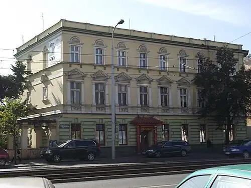 View of the opposite corner