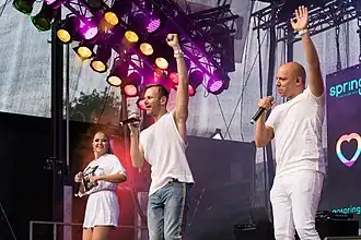 KEiiNO at Cologne Pride 2019 (left to right: Alexandra, Tom Hugo, Fred)
