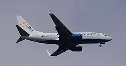 Commercial_flight_UP203_NAS_to_FLL_airplane_C6-BFX_Boeing_737-790