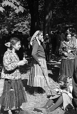 Polska Roma in Poland, in traditional dress