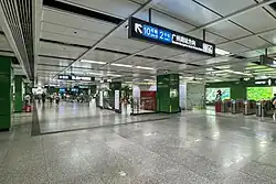 Line 2 concourse