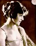 Doris May (1920)