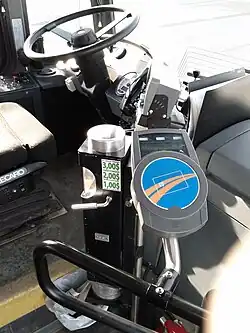 Opus card reader on a bus of the Société de transport de Lévis.