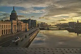 Looking east at dawn from Loopline Bridge
