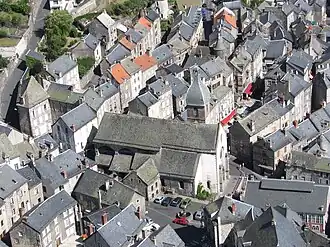 The church and surrounding buildings, in Murat
