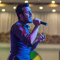 Ullah with Yoon band