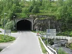 End of the E10 in Å