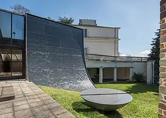 Fountain by Marta Pan