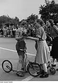 Award ceremony at the roller race in Leipzig-Marienbrunn 1952