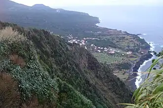 The overlook from Ribeira Funda, with the parish of Praia do Norte, and the coastal community of Fajã