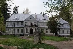 An old manor in Głodzino.