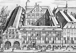 Oost-Indisch Huis in the court yard is attributed to HdK (1606)