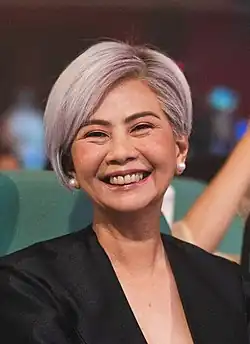 Honey Lacuna profile (cropped).jpg