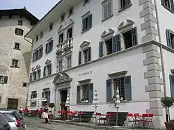 Exterior of the Hotel Palazzo Salis (Casa Battista)