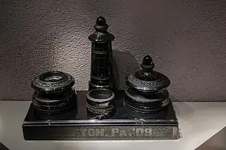 Inkwell carved from anthracite&nbsp;— Cleveland Museum of Natural History