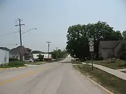 Iowa Highway 175 eastbound in Jewell Junction