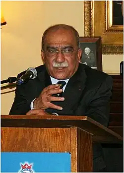 Kader Asmal delivers the inaugural Streek lecture, 2007