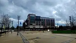 Photo of a hotel building on a cloudy day