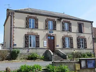 The town hall in Lachy