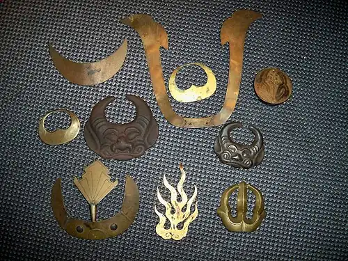 Various kabuto maedate (front crests)