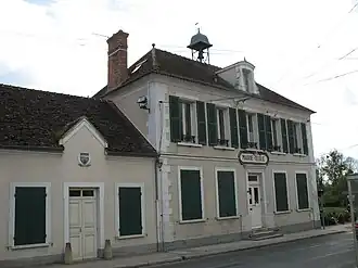 The town hall in Misy-sur-Yonne