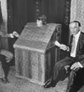 Crandon in box device with Harry Houdini