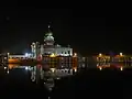 Night view of Gurdwara Bangla Sahib and the sarovar.