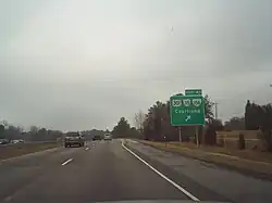 Northbound Interstate 95 approaching the exit for Templeton. Courtland is located southeast of this view along VA 35.