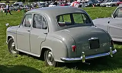 Morris Oxford Series II saloon