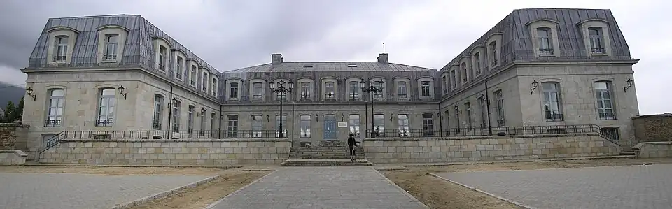 Facade of the Palacio de los duques de Alba, in Piedrahíta, built between 1755 and 1766