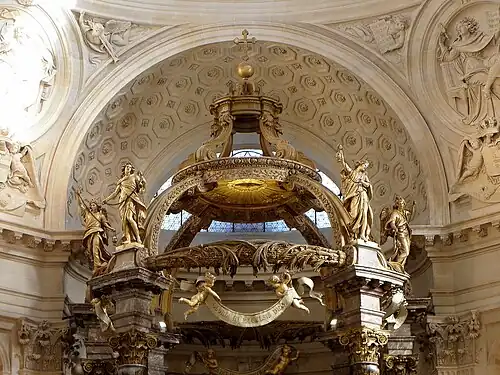 Top of the baldachin