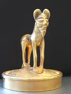 An anthropomorphic horse on the lid of a bronze flagon from Reinheim, European Archaeological Park of Bliesbruck-Reinheim.: 122 