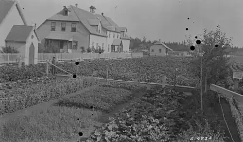 St. Luke's English Church Mission School, Hay River, 1922