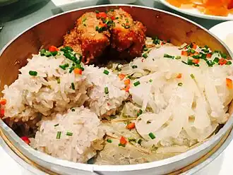 Mianyang Sanzheng, a specialty in Hubei cuisine that contains pearl meatballs