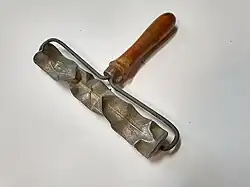 Vintage textured rolling pin