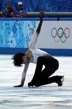 Yuzuru Hanyu in the ending pose of his free skate program to Romeo and Juliet at the 2014 Winter Olympics