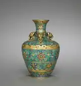 Chinese vase with three rams' heads; 1736-1795; cloisonné enamel; diameter: 9.4&nbsp;cm, overall: 14&nbsp;cm; from Jingdezhen (Jiangxi province, China); Cleveland Museum of Art (Cleveland, Ohio, USA)