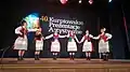 Grupa śpiewacza Ćerepetky podczas trampania, Kurpiowskie Prezentacje Artystyczne 2024