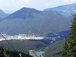 Widok na Čebrať z górnej stacji wyciągu narciarskiego Skipark Ružomberok