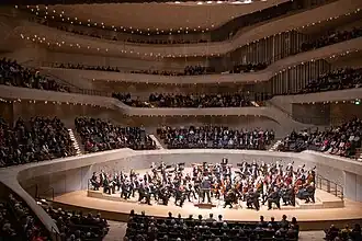 Koncert v&nbsp;hamburské Labské filharmonii