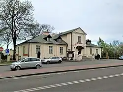 Budynek Muzeum Regionalnego w Łukowie od strony ul. Piłsudskiego